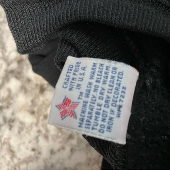 Vintage Black Crewneck Sweatshirt Sugarloaf Skiing and Drinking Club Women XL - Picture 10 of 10